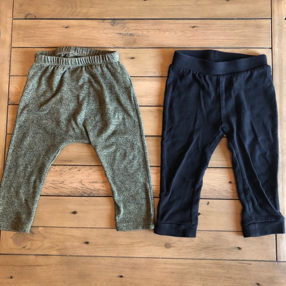 Two pairs of Old Navy leggings 18-24 months